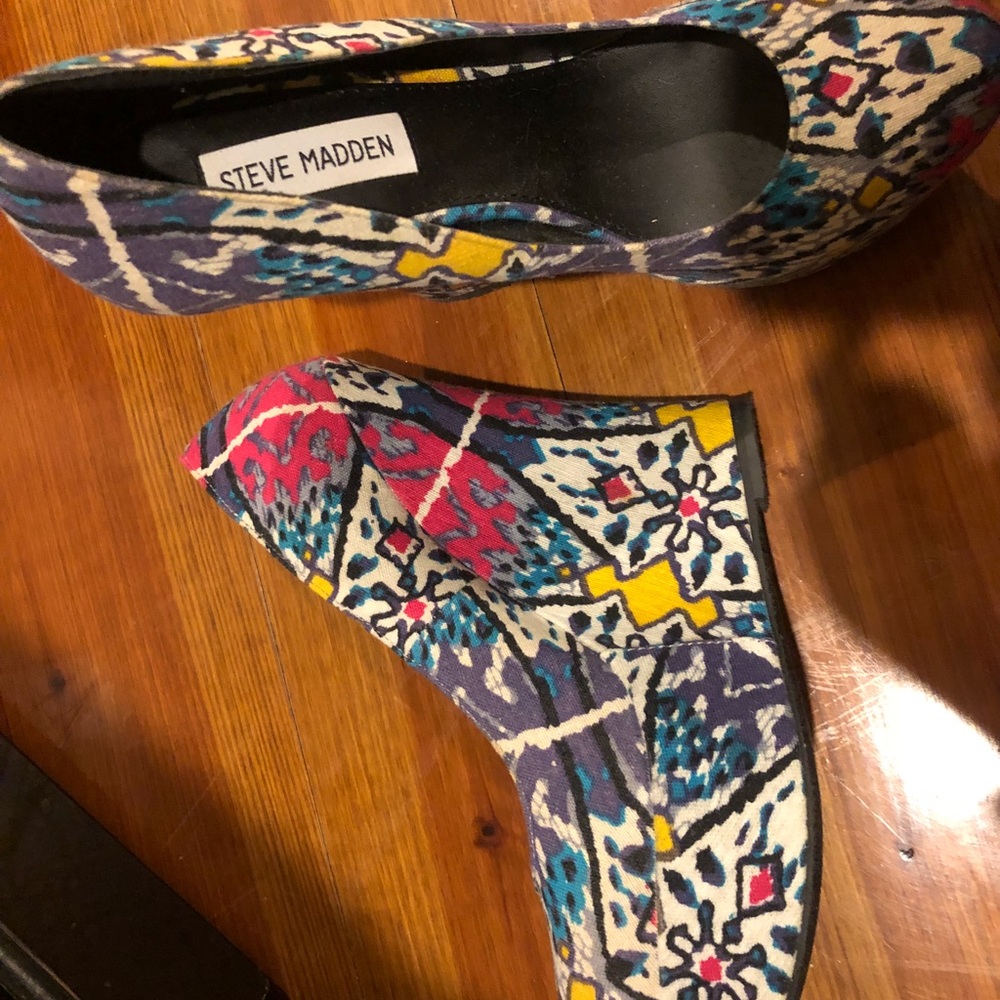 Steve Madden wedged 7.5